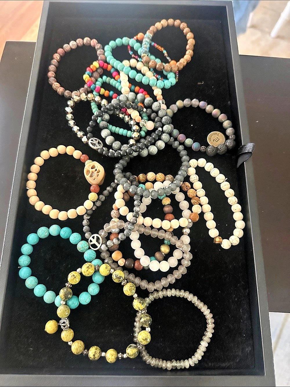 Beaded stretch Bracelet lot Multicolor & Black